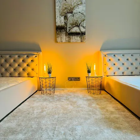 Daire White By Gerda *